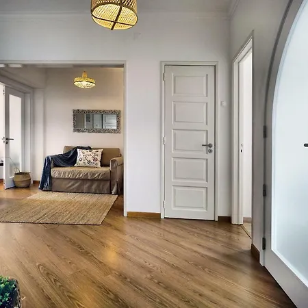 Graca Panoramic View Apartment Lisbon